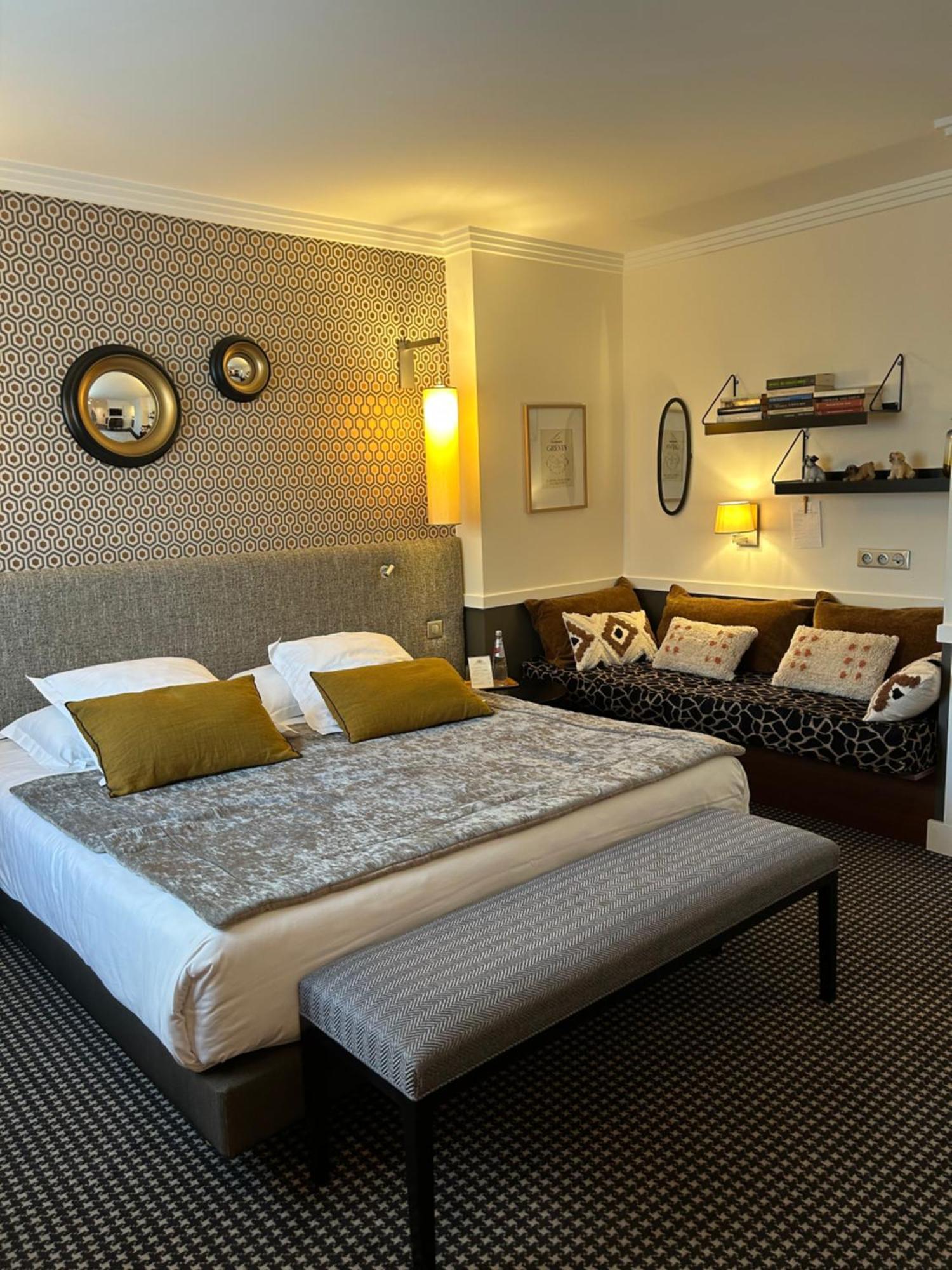 Hotel Jardin Le Pasteur Châlons-en-Champagne Eksteriør billede